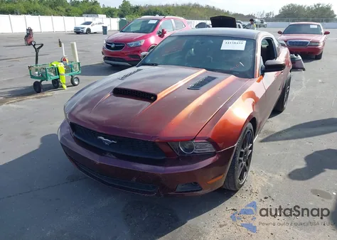 2012 Ford Mustang V6 Premium z USA, uszkodzony, nr VIN 1ZVBP8AM9C5252774